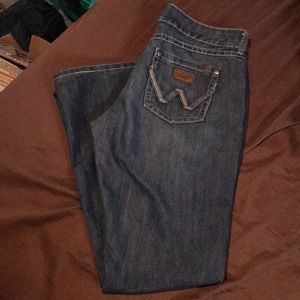Gently worn wrangler women’s jeans